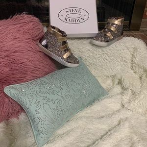 ✨Steve Madden High Tops✨